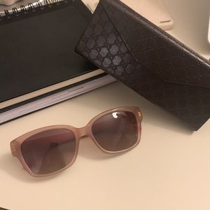 Gucci translucent pink / coral pink wayfarer 3615/S sunglasses in great cond.
